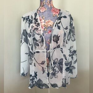Fashion Bug Sheer Floral Tie-Front Kimono in White and Black